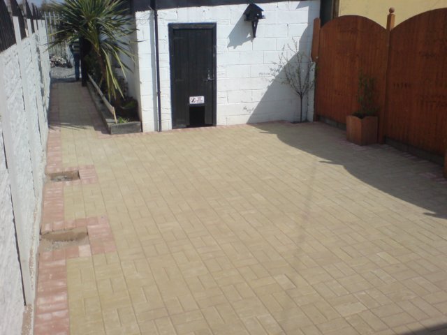 photo1.jpg